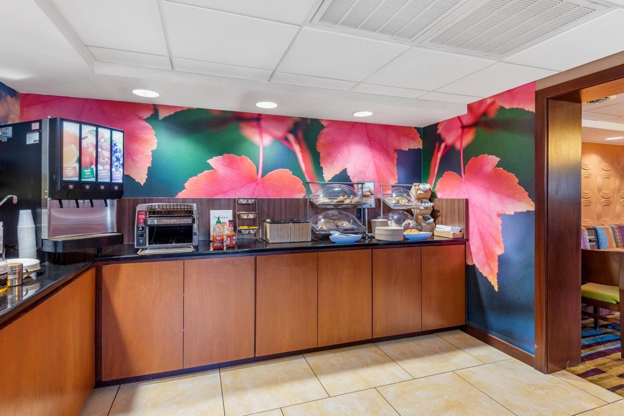 Fairfield By Marriott & Portland Maine Airport Hotel