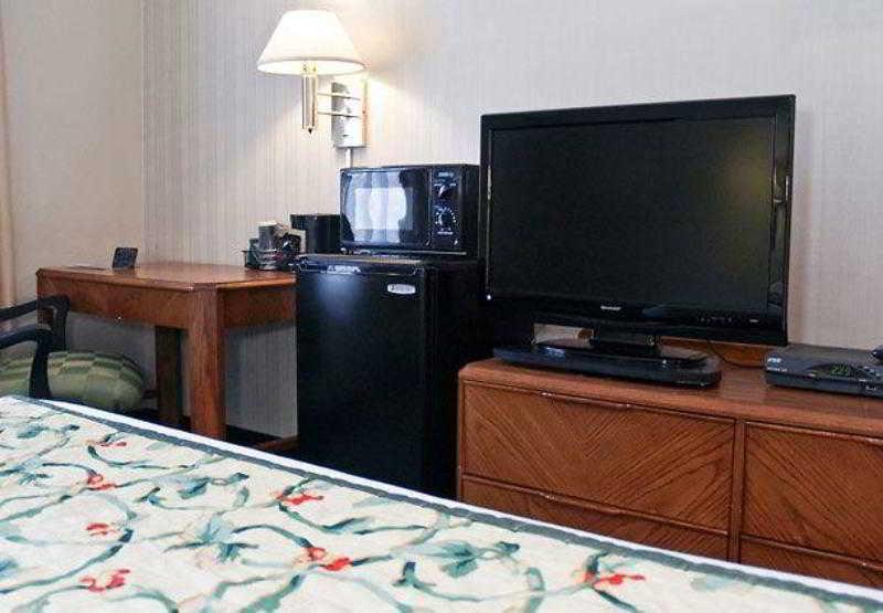 Fairfield By Marriott & Portland Maine Airport Hotel 3*